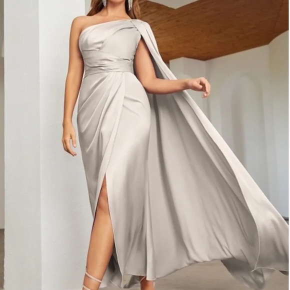 Luxe One shoulder Party Formal Evening Prom Satin Wedding Dress - Picture 4 of 15